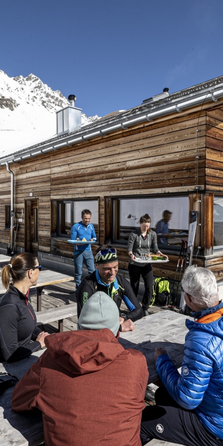 Skitour, Chamonna Tuoi SAC, Piz Buin @Andrea Badrutt Skitour, Chamonna Tuoi SAC, Piz Buin