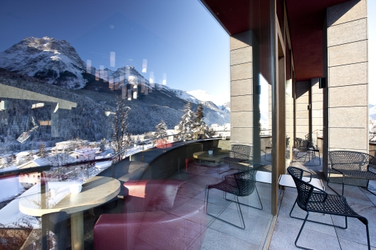 Hotelterrasse im Winter.