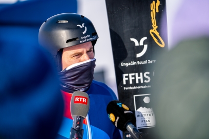 Snowboard