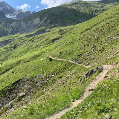Bike-Tour Sentiago Loop auf Motta Naluns. Bike-Tour Sentiago Loop auf Motta Naluns.