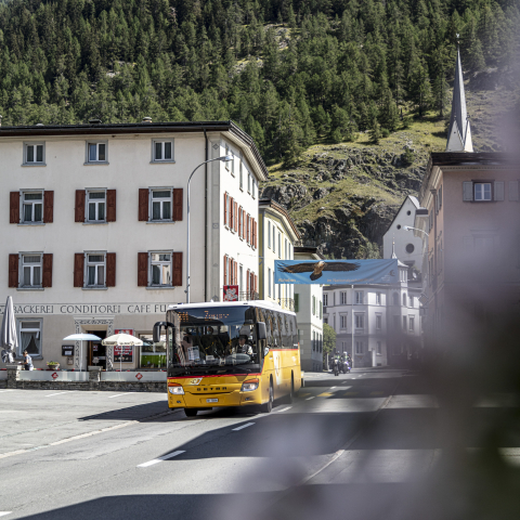Postauto Sommer Zernez ©AndreaBadrutt