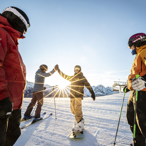 Ski- und Snowboardfahren auf Motta Naluns.