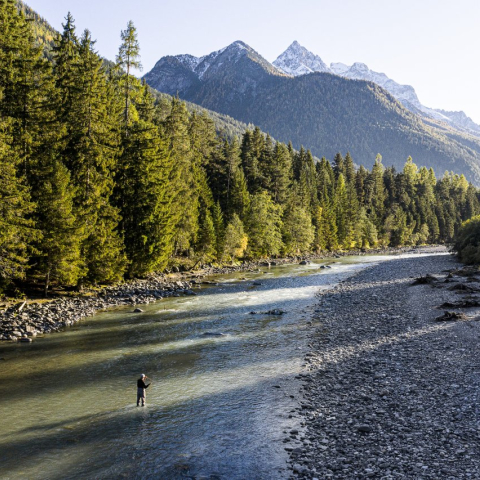 Fischen am Inn, Bild von Andrea Badrutt Fischen am Inn