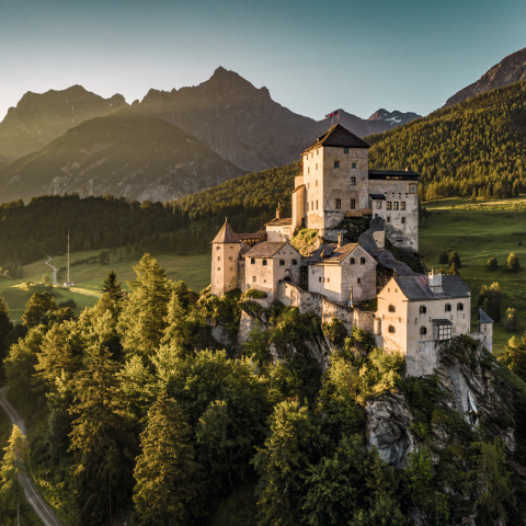 Schloss Tarasp