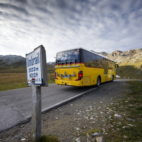Postautofahrt mit der Stelvio-Linie über den Umbrailpass Postautofahrt mit der Stelvio-Linie über den Umbrailpass