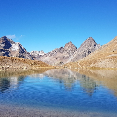 Lai Blau in Engadin Scuol Zernez