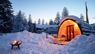 Wintercamping auf dem TCS Camping Gurlaina in Scuol, Engadin Wintercamping auf dem TCS Camping Gurlaina in Scuol, Engadin