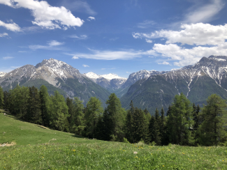 Wanderung zum Mot da Set Mezdis Wanderung zum Mot da Set Mezdis
