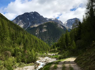 Wanderung zum Mot Tavrü Wanderung zum Mot Tavrü