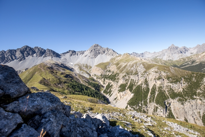 Wanderung und Wildtierbeobachtung auf dem Mot Tavrü Wanderung und Wildtierbeobachtung auf dem Mot Tavrü