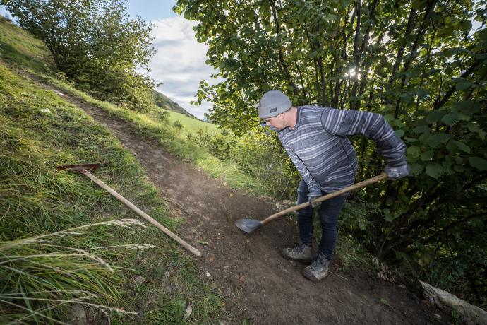 Die Trailuniun bei der Arbeit an den Trails Die Trailuniun bei der Arbeit an den Trails