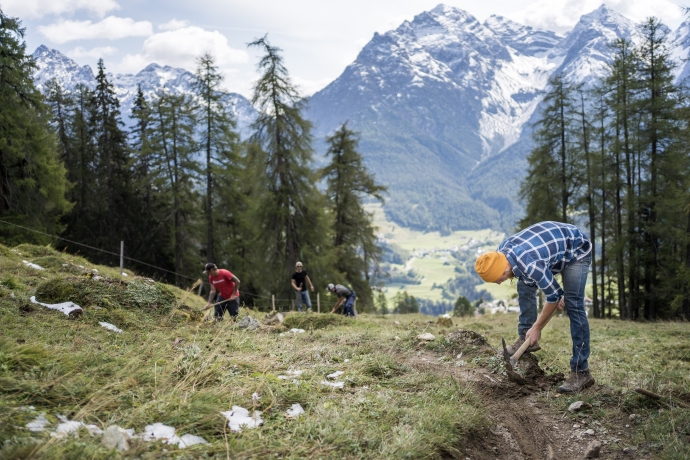 die Trailuniun arbeitet an neuen Trails im Unterengadin die Trailuniun arbeitet an neuen Trails im Unterengadin