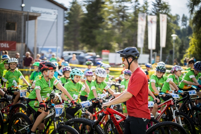 Nationalpark Bike-Marathon im Engadin Nationalpark Bike-Marathon im Engadin