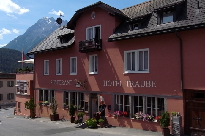 Hotel Traube Scuol Hotel Traube Scuol