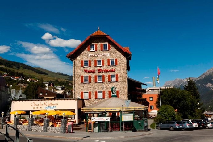 Hotel Bellaval in Scuol. Hotel Bellaval in Scuol.