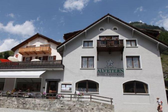 Hotel Schorta's Alvetern in Ardez. Hotel Schorta's Alvetern in Ardez.