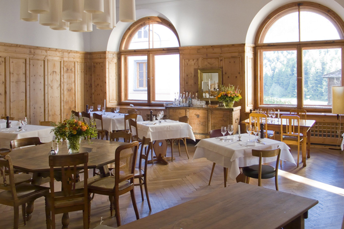 Gaststube im Hotel Piz Linard