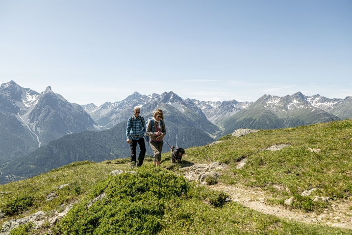 Am dritten und vierten Tag führt die Via Engiadina durchs Wandergebiet Motta Naluns. Am dritten und vierten Tag führt die Via Engiadina durchs Wandergebiet Motta Naluns.