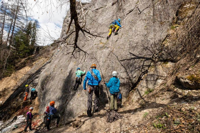 Klettern im Klettergarten Ardez – © Claudio Daguati, Scuol
