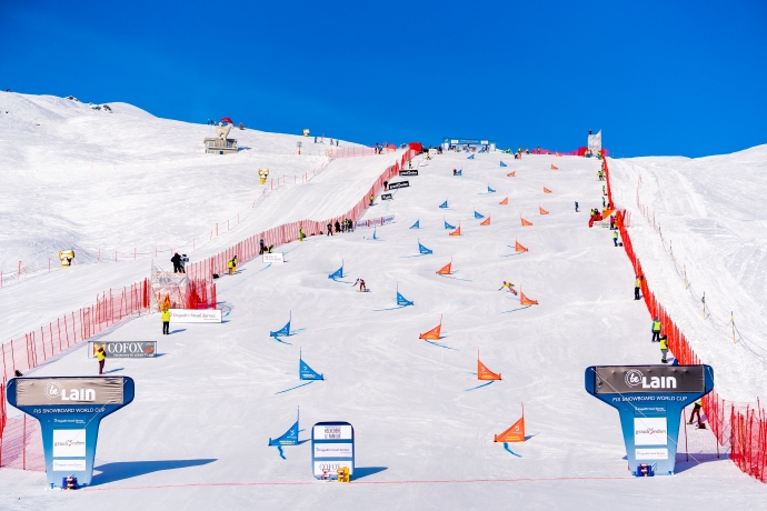 snowboard