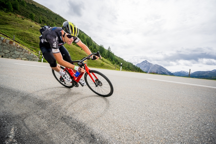 Abfahrt beim Engadiner Radmarathon