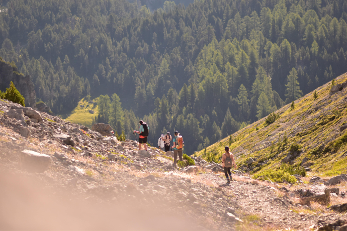 Meine Begleiterinnen der Gästeinformation Scuol Meine Begleiterinnen der Gästeinformation Scuol