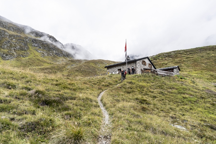 Piz_Linard_Chamonna_Linard_CAS_Bergsteigerdorf_Lavin