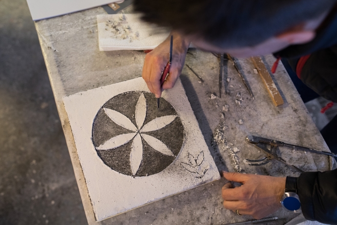 Engadiner Sgraffito aus eigener Hand