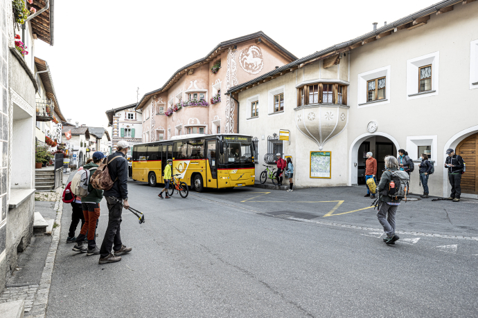 PostAuto in Sta. Maria vor der Fahrt auf den Umbrail