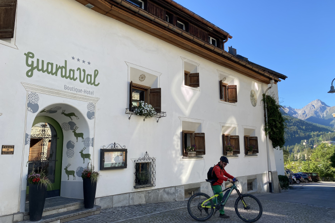 Hotel GuardaVal, Scuol Hotel GuardaVal, Scuol