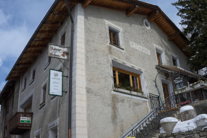 Pension Hirschen, Lü