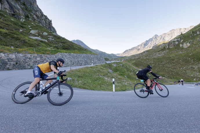 Rasante Abfahrt vom Flüelapass. © Dominik Täuber