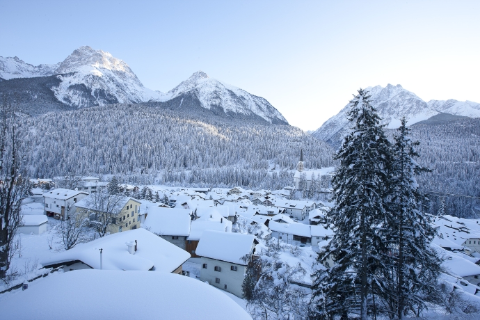 Scuol, Unterengadin, im Winter