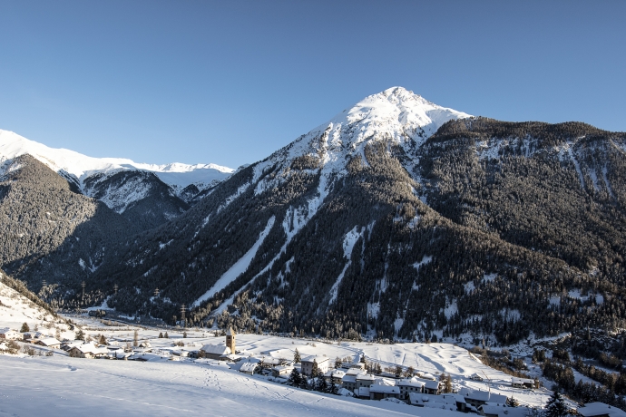 Ramosch, Unterengadin, im Winter Ramosch, Unterengadin, im Winter