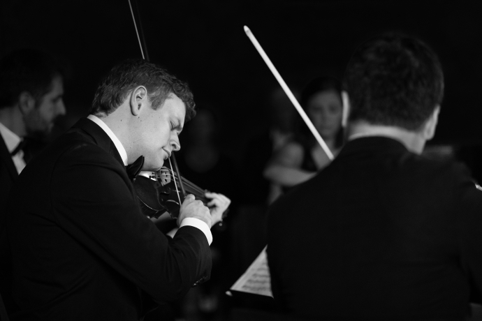 Sebastian Bohren, Violine. Sebastian Bohren, Violine.