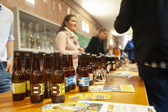Kosten Sie die verschiedenen Biere auf dem Bergbierfest