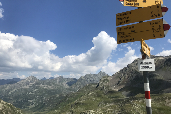 Abstieg Wanderung Jöriseen ab Susch im Unterengadin Abstieg Wanderung Jöriseen ab Susch im Unterengadin