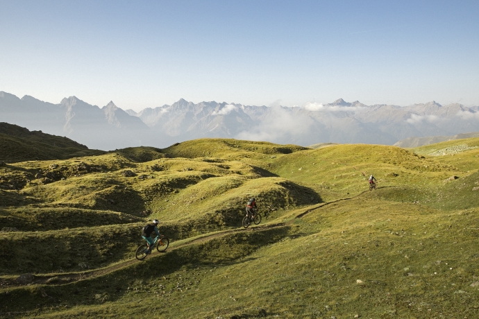 Hochebene zwischen Piz Clünas und Piz la Greala