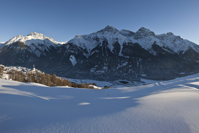 Panorama von Sent im Winter