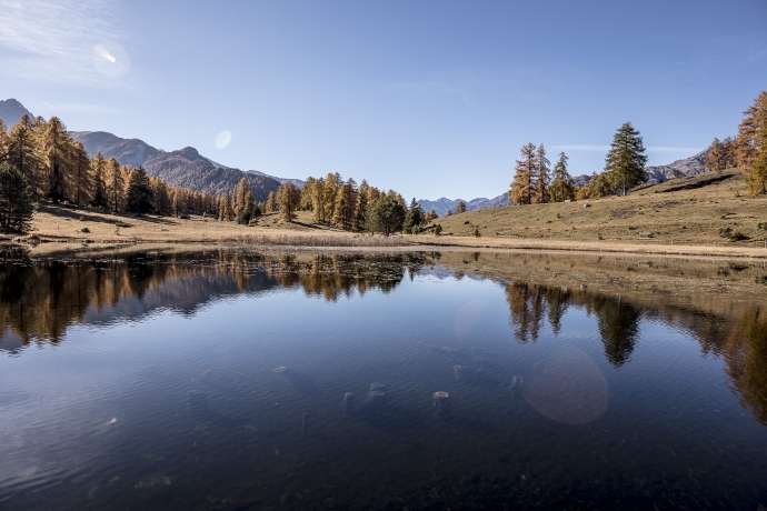 Der kleine Bergsee Lai Nair bei Tarasp. Der kleine Bergsee Lai Nair bei Tarasp.