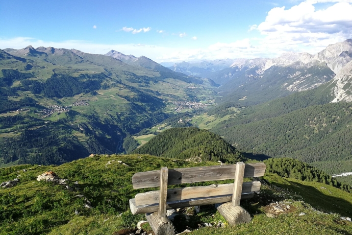 Crap Putèr - Panoramablick Unterengadin. Crap Putèr - Panoramablick Unterengadin.