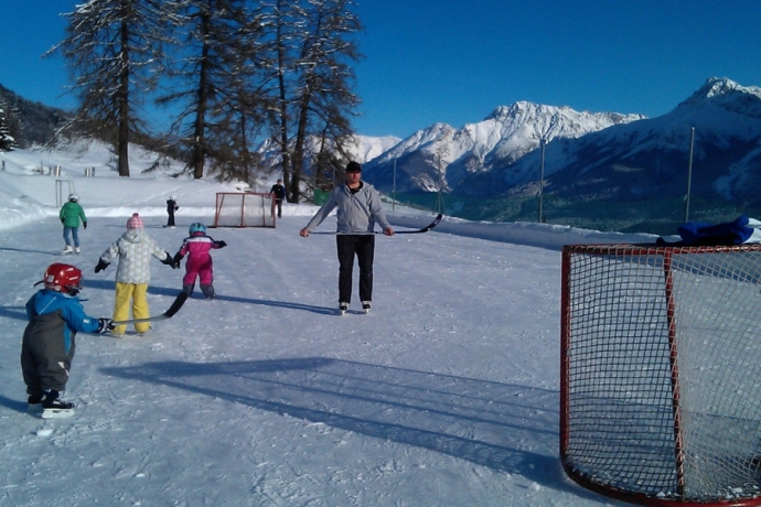 Eisfeld Ftan. Eisfeld Ftan.