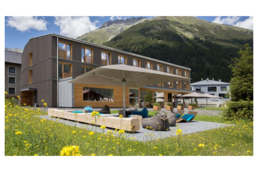 Bever Lodge in Bever.