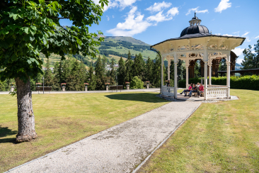 Engadiner Dorf Vulpera im Sommer