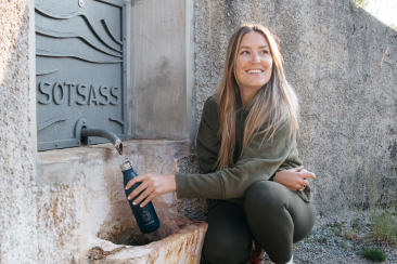 mineralquelle-engadin-scuol-sotsass-raphael_dupertuis