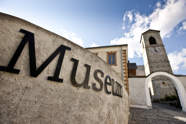 UNESCO Welterbe Kloster St. Johann in Müstair.