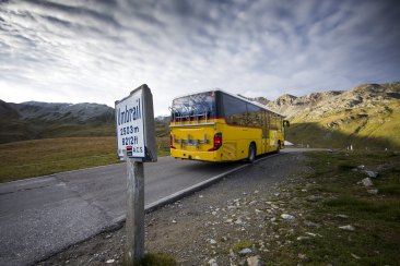 Postauto im Val Müstair