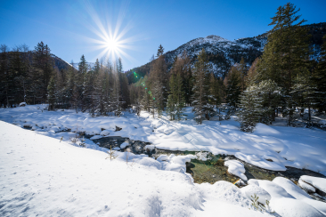 Winter im romantischen Val S-charl.