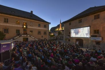Das Open-Air Kino in Zernez.