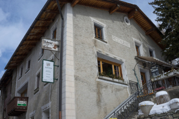 Pension Hirschen, Lü